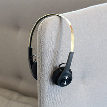Load image into Gallery viewer, Rewind Icon Wireless Retro Headphones
